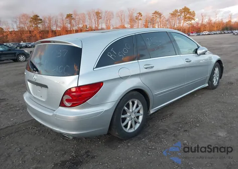 2006 Mercedes-Benz R 500 4Matic z USA, uszkodzony, nr VIN 4JGCB75E26A024559